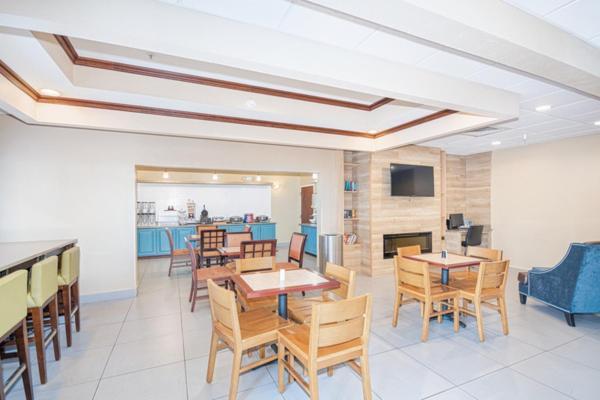 Country Inn & Suites By Radisson, Midway - Tallahassee West Zewnętrze zdjęcie