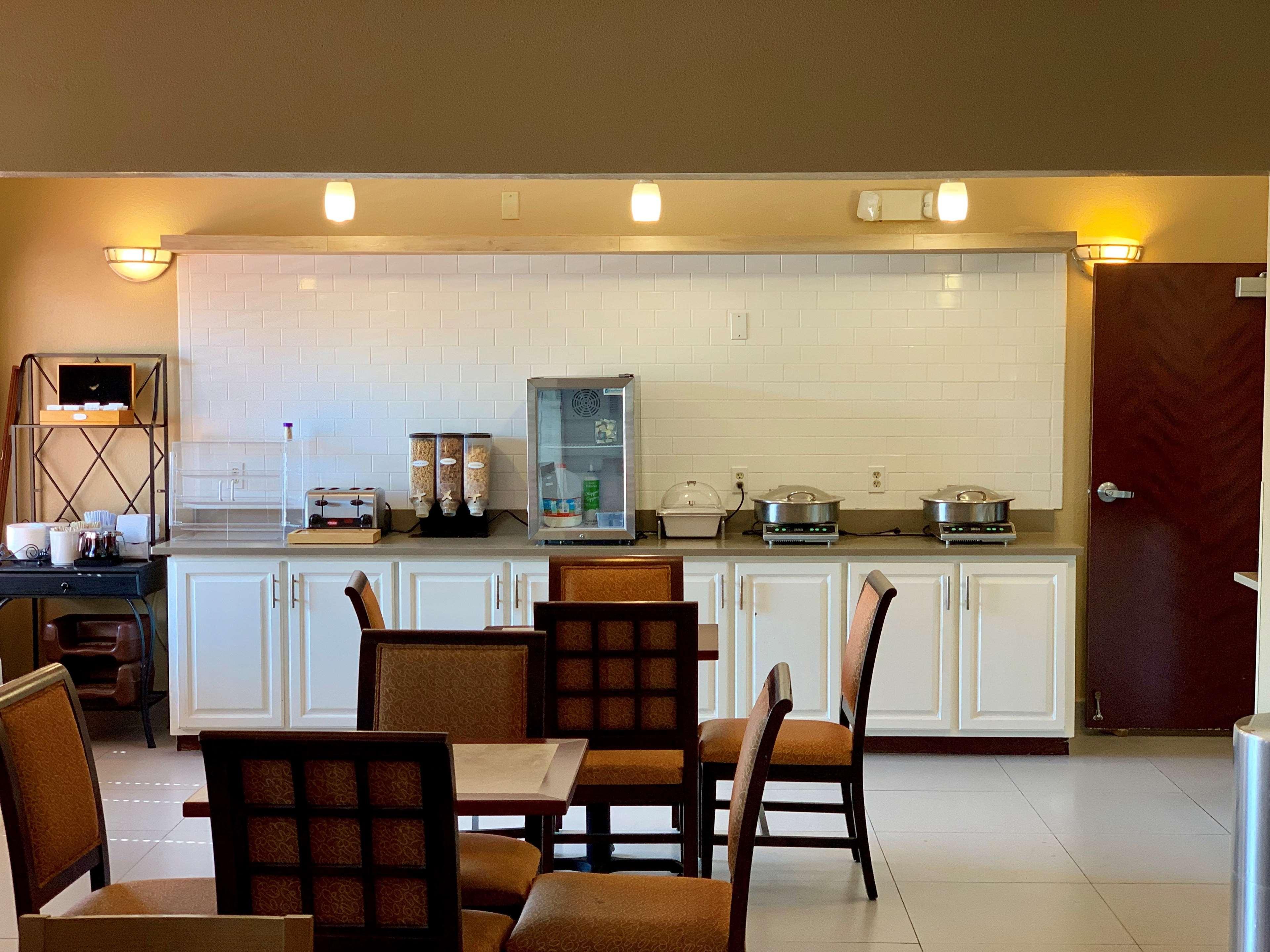 Country Inn & Suites By Radisson, Midway - Tallahassee West Zewnętrze zdjęcie