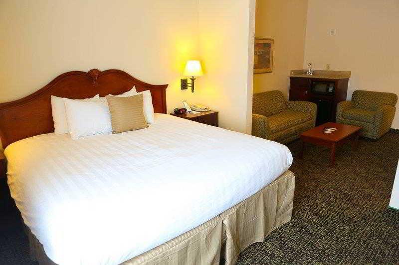 Country Inn & Suites By Radisson, Midway - Tallahassee West Zewnętrze zdjęcie
